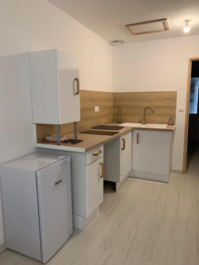 La Pinede Villa Mornas Bagian luar foto
